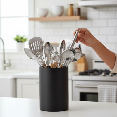 pot ustensiles cuisine noir plastique louche spatule